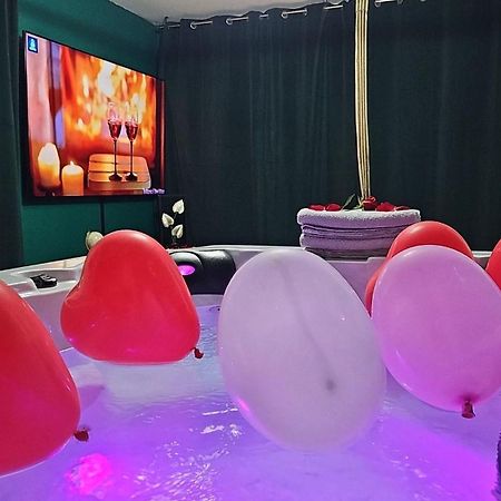 Suite Jacuzzi "Spa Privatif " Appartement Jacuzzi Toulouse Exteriér fotografie